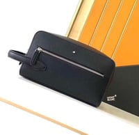 محفظة يد رجالية سورتيريال مونت بلانك جلدية لون أسو...