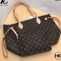 حقيبة توت باغ لويس فيتون نيفرفل مونوغرام بني وبيج