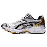 اسكيس شوز جيل كيانو 14 أبيض فضي ذهبي بيور