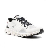 حذاء كلاود X أون رانينج بلاك وايت