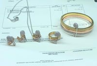 طقم اكسسوار كامل حلقات دائرية مزينة بدبوس لون فضي...