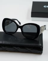 نظاره شمس شانيل CH5531 لون أسود وفضي