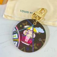 علاقة مفاتيح لويس فيتون Christmas 2020
