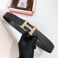 حزام رجالي أسود من هيرميس بشعار الماركة ماستر كوال...