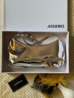 حقيبة صغيرة جاكيموس 18 سم سحاب لون ميتاليك سيلفر