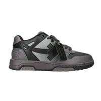 شوز أوف وايت الحذاء الرياضي المميز لون جريه بلاك