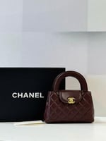 حقيبة شانيل صغيرة كيلي بمقابض علوية لون بني