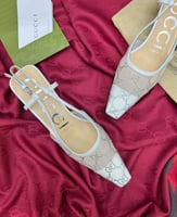 صندل غوتشي GG المزخرف بكعب رفيع وحزام خلفي