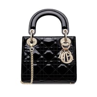 شنطة ميني بمقابض علوية ليدي ديور 17سم لون أسود لام...