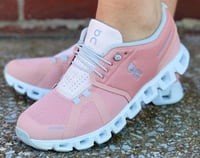 سنيكرز نسائي كلاود أون رانينج لايت روز