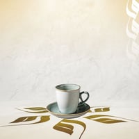 كوب قهوة مع صحن | عروة دائرية