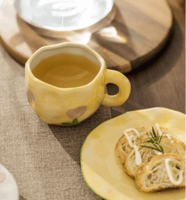 كوب الزهرة اصفر