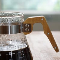 سيرفر V60 زجاج بمقبض خشبي انيق | V60 Coffee Server