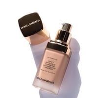 كريم أساس سائل بيرفكت مات من دولتشي آند غابانا روز...