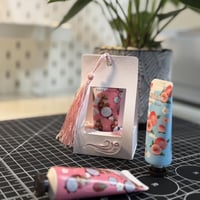 بوكس كريم اليد ( الاسم 3D ) - الثيم حسب الطلب