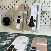 توزيعات اقلام رصاص ( بثيم شخصيه لليوم الوطني )