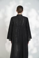 جلابية لنن مطرز قصه تحت روكاما اسود