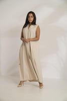 فستان قصة سبعة كسرة امامية بيج