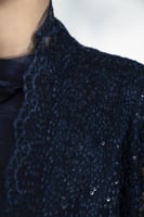 جلابية تل مطرز بفستان كوله كحلي