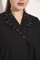 عباية كتان بالطو تطريز الياقه والكم مبطن اسود