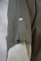 عباية لنن فستان بيج غامق وجاكيت كم حاير مربع -بيج...