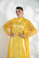 جلابية تل مطرز بفستان كوله اصفر