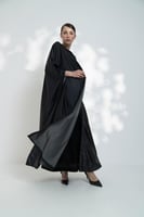 جلابية حرير بشت بفستان مخمل اسود