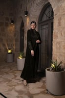 عباية مخمل زيتي تطريز الاسوره زري بفستان