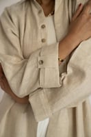 عباية لنن مشجر اسفل ببطانة بيج