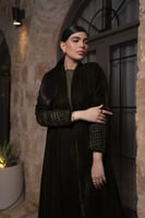 عباية مخمل زيتي تطريز الاسوره زري بفستان