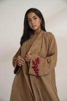 عباية حرير بفستان تطريز جملي