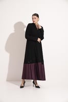 عباية كريب اسود قصه تحت تفته تطريز عنابي