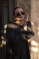 عباية جوخ رمادي غامق تطريز شك اسفل واسورة