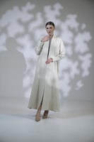 عباية لنن تطريز الكم والجوانب بكسرة بيج