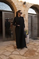 عباية جوخ اسود بقيطان وجيوب مخمل مطرز