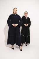 عباية كريب تطريز الجيب كم مربع اسود