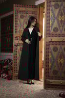 عبايه كريب مخمل ساده اسود