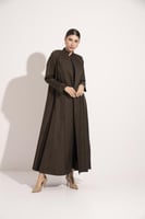 عباية كتان كوله بقيطان ابيض ع الكم بني