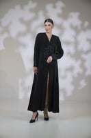 عباية كريب اسود قطعه اماميه تطريز ورد