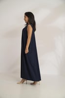 فستان قصة دائرية كسرة امامية كحلي