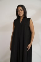 فستان قصة سبعة كسرة امامية اسود