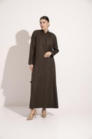 عباية كتان كوله بقيطان ابيض ع الكم بني