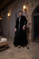عباية مخمل اسود شك خرز كامل اسود