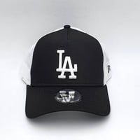 كاب لوس انجلوس اسود