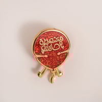 بروش متشعبطة بأحلامي