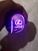 تعشيق مضيئة لكزس قابل للشحن لكل الفئات والموديلات...