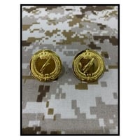 ياقة سلاح الاشارة ذهبية