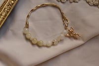Sandy: Aragonite x Mother of Pearls 18K gold plate...