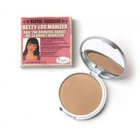 اضاءه بيتي لو ذابالم the balm