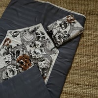 طقم مبطن - رصاصي